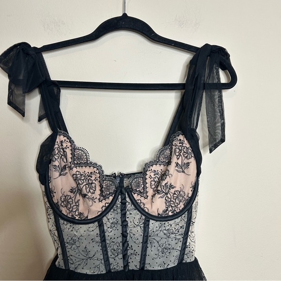 FOR LOVE & LEMONS Freya Slip Black Corset Tulle Dress - Picture 7 of 10
